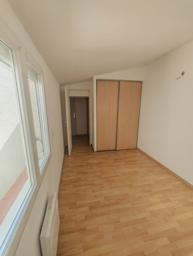 Charmante maison de village avec cour intérieure à Alzonne