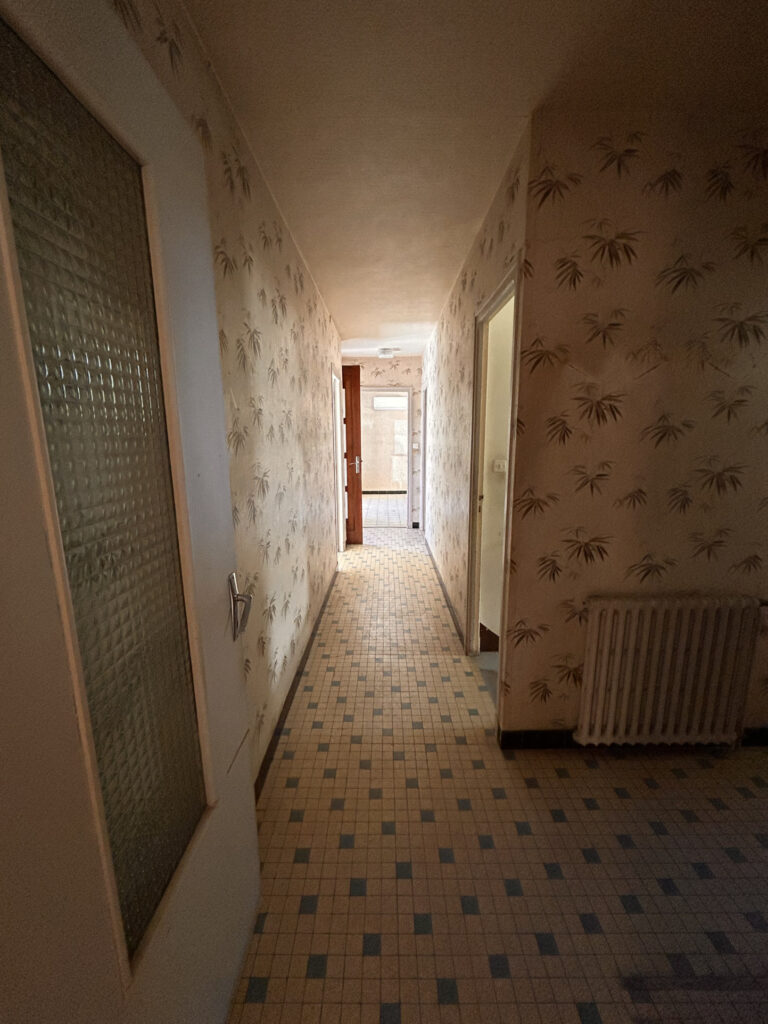 Maison 4 chambres sur terrain de 1 576 m2